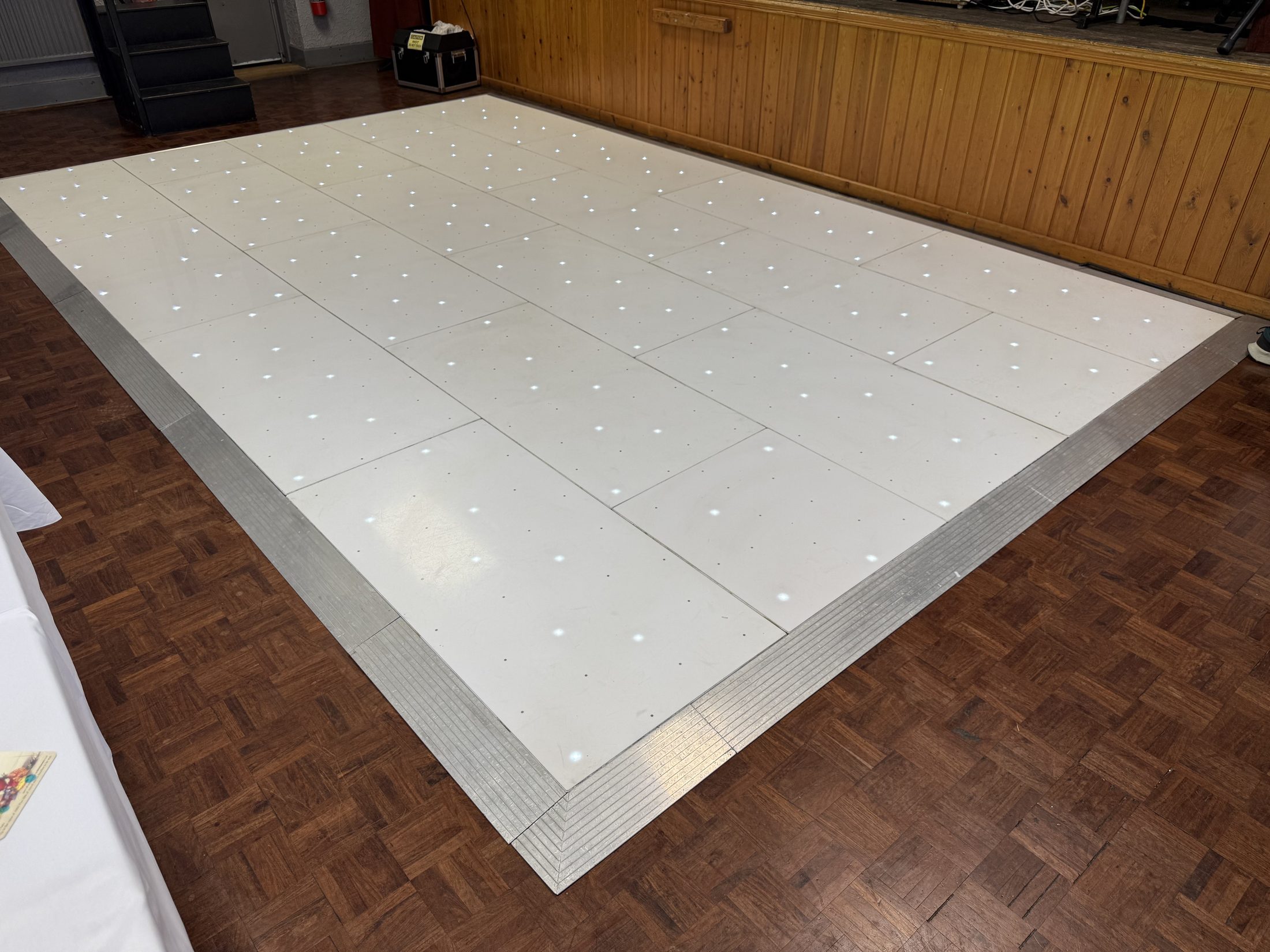 White starlight floor supplied for a 40th birthday party at Dudley Ex Servicemen's