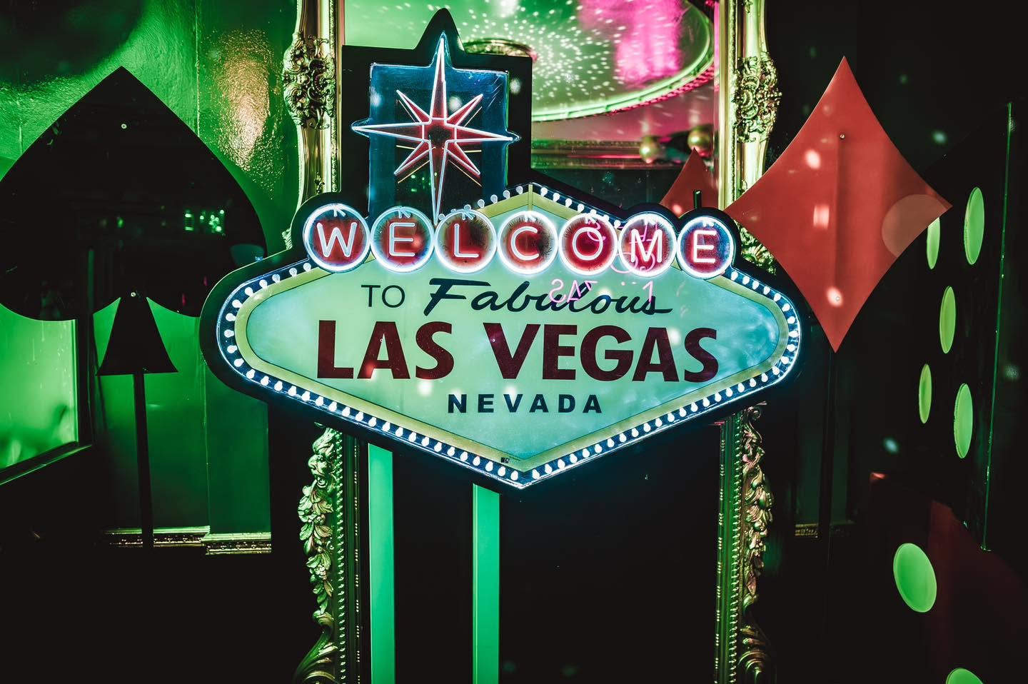 Las Vegas sign prop display
