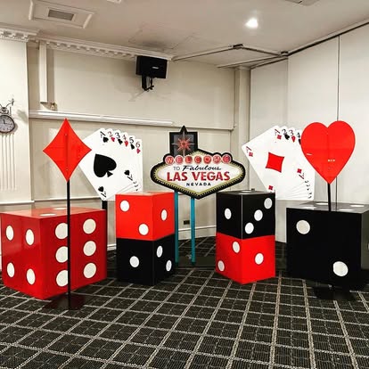 Las Vegas themed prop lineup