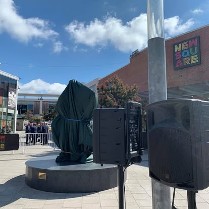 Outdoor speaker setup for a public event