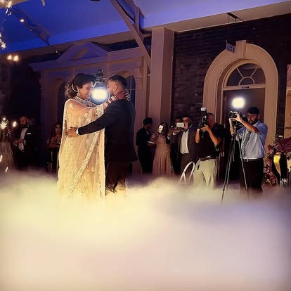 Wedding first dance with low fog effect